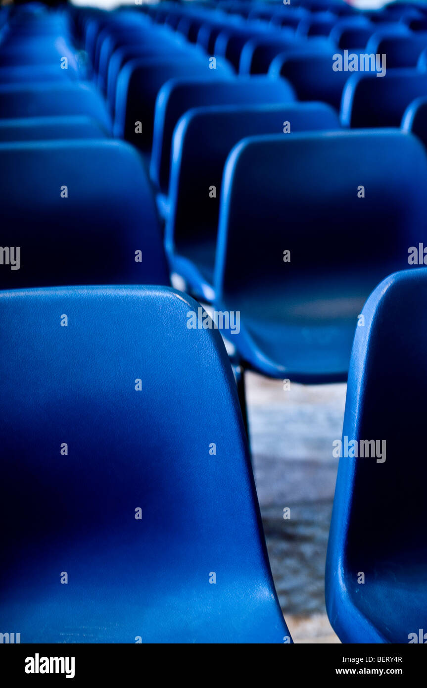 Blue seating and theatre hi-res stock photography and images - Alamy