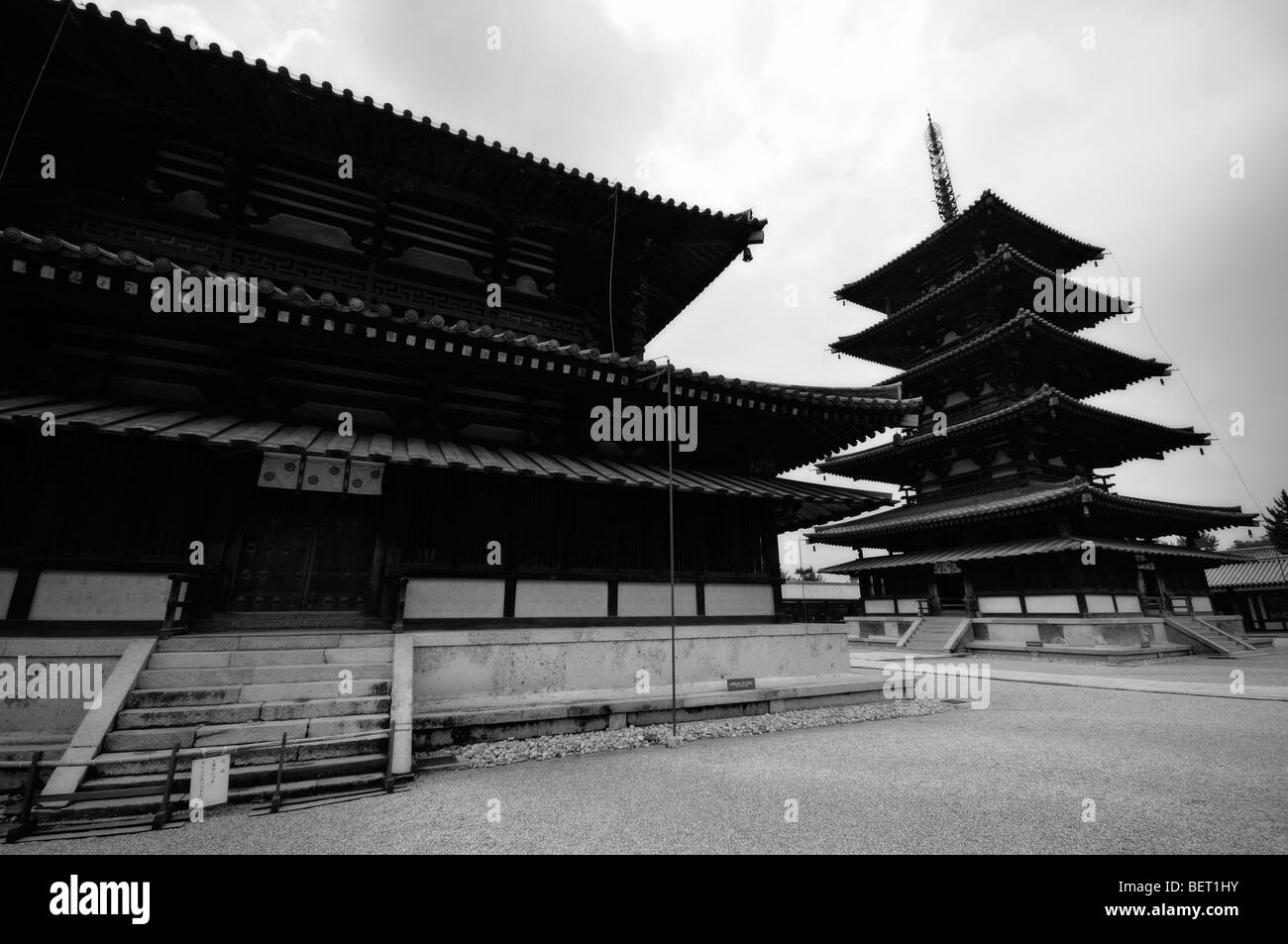 Kondo (left) and the five-story pagoda (right). Sai-in area. Horyu-ji complex. Ikaruga. Nara Prefecture. Japan Stock Photo