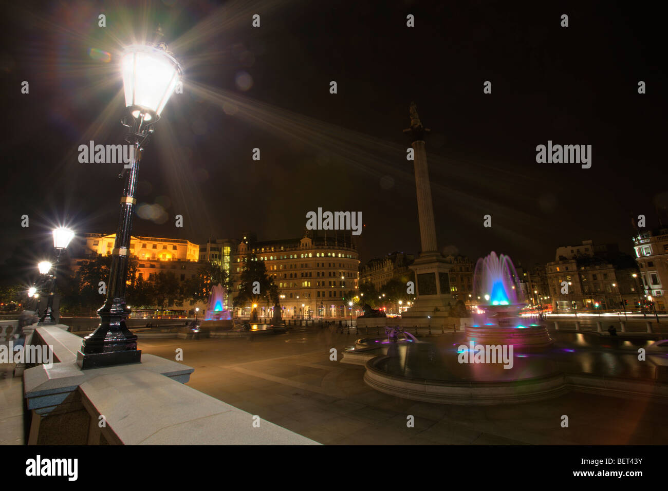 Trafalgar Square night time Stock Photo - Alamy