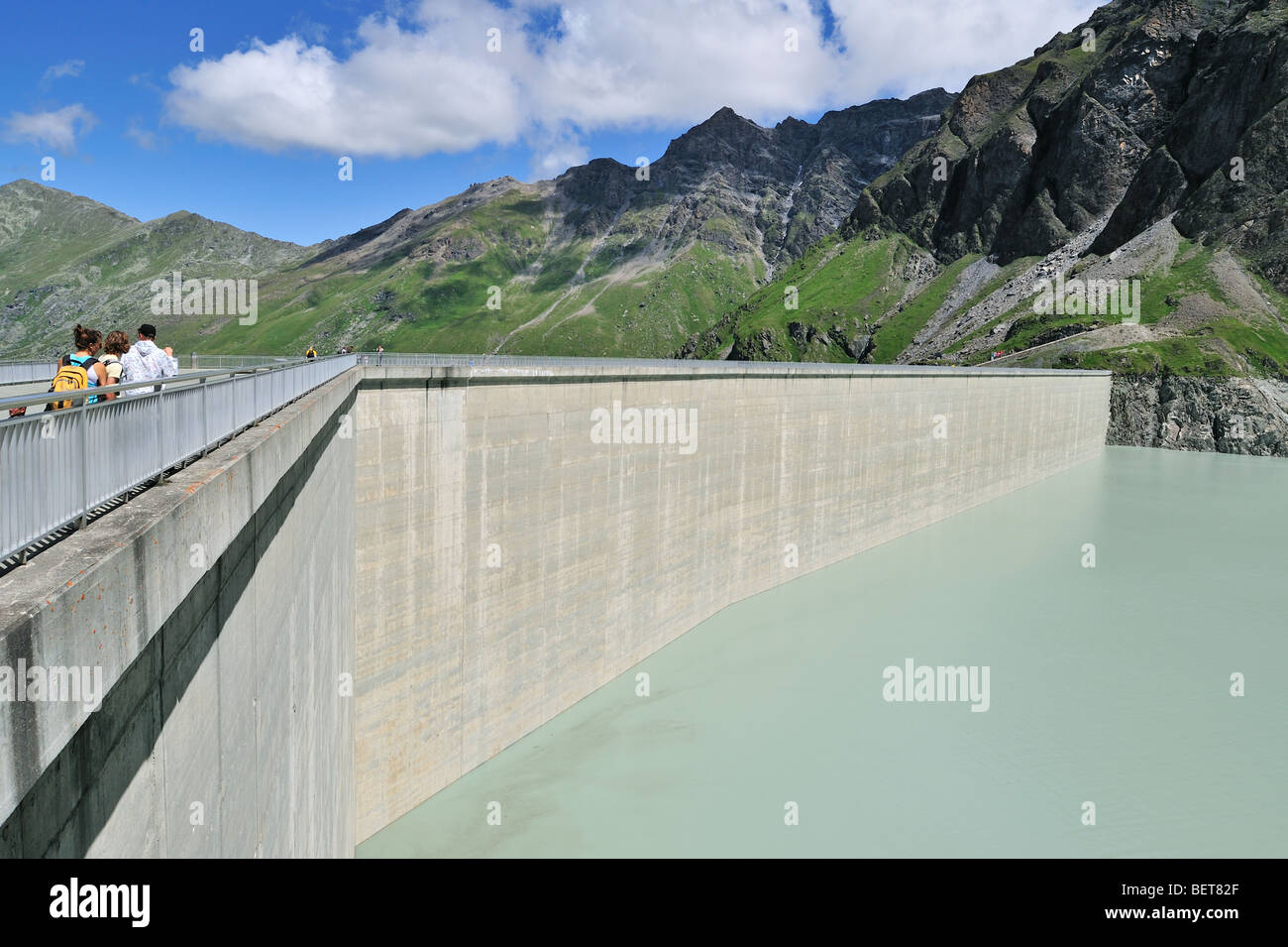 Barrage de la Grande Dixence / Grande Dixence Dam, tallest gravity dam