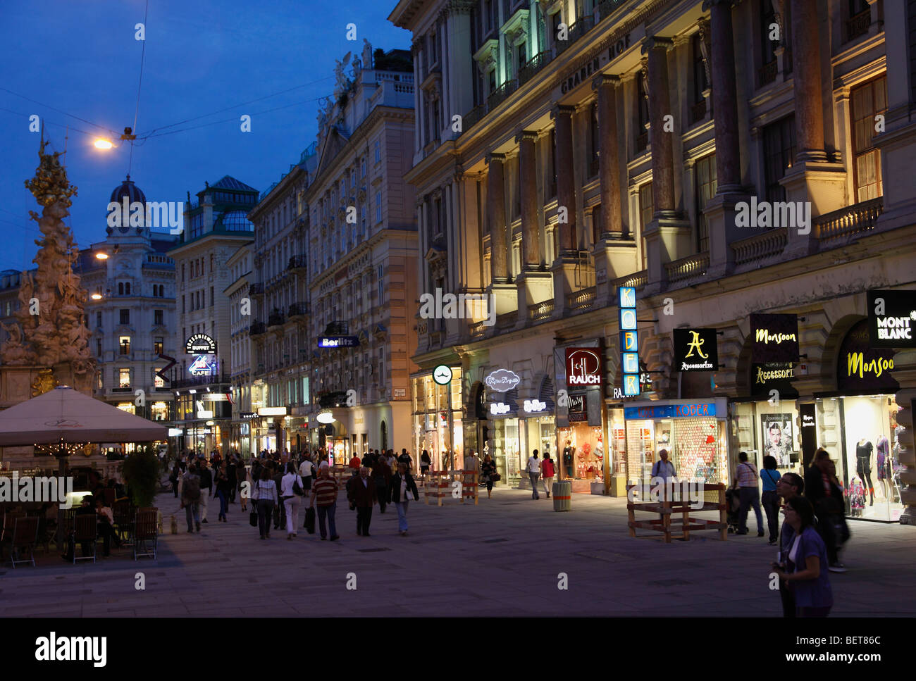Austria, Vienna, Graben pedestrian shopping area at night Stock Photo