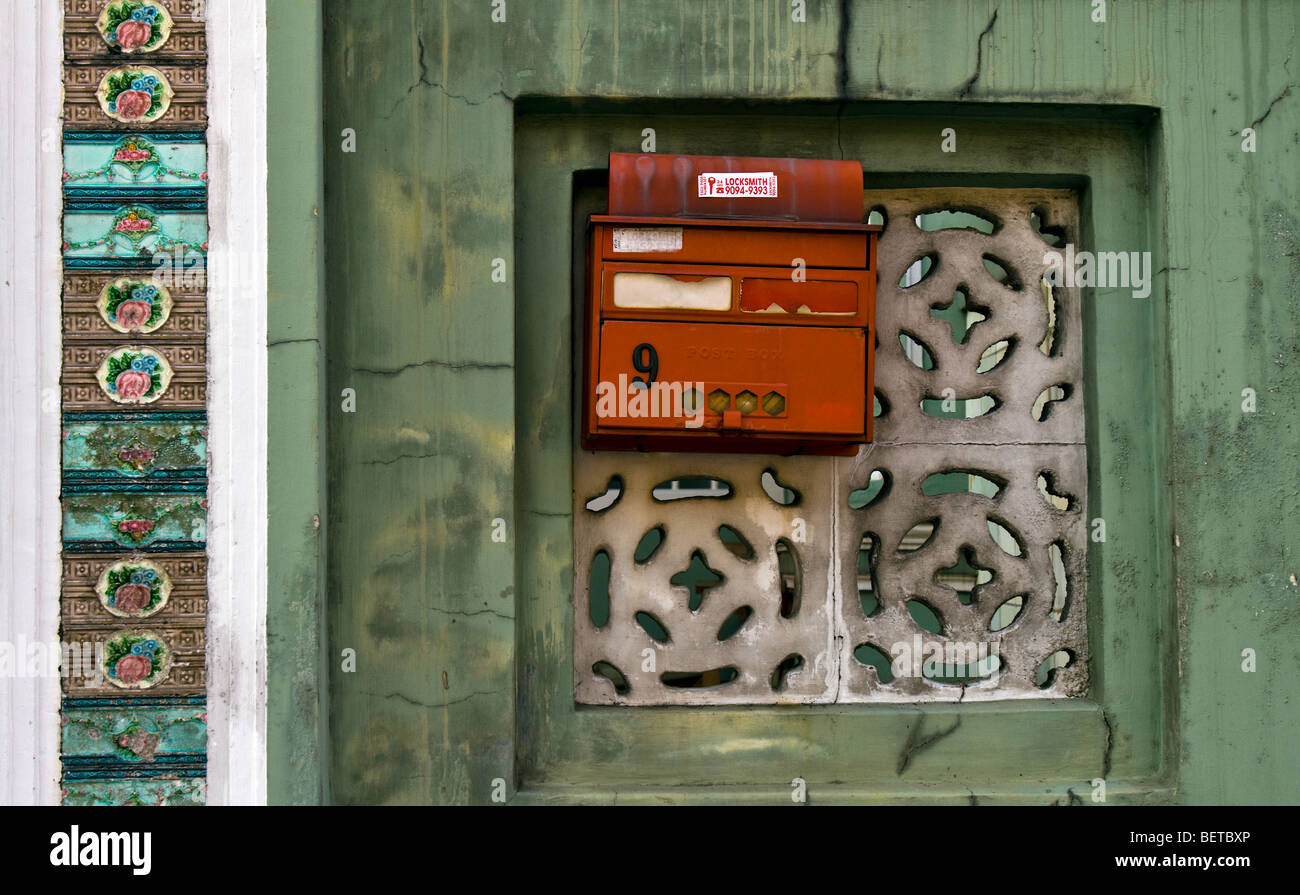 Singapore, Joo Chiat, Koon Seng Road, postbox Stock Photo Alamy