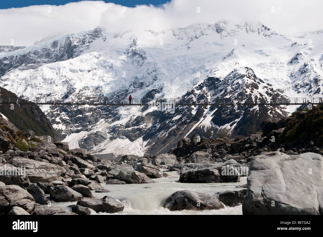 Mount cook bridge new zealand hi-res stock photography and images - Alamy