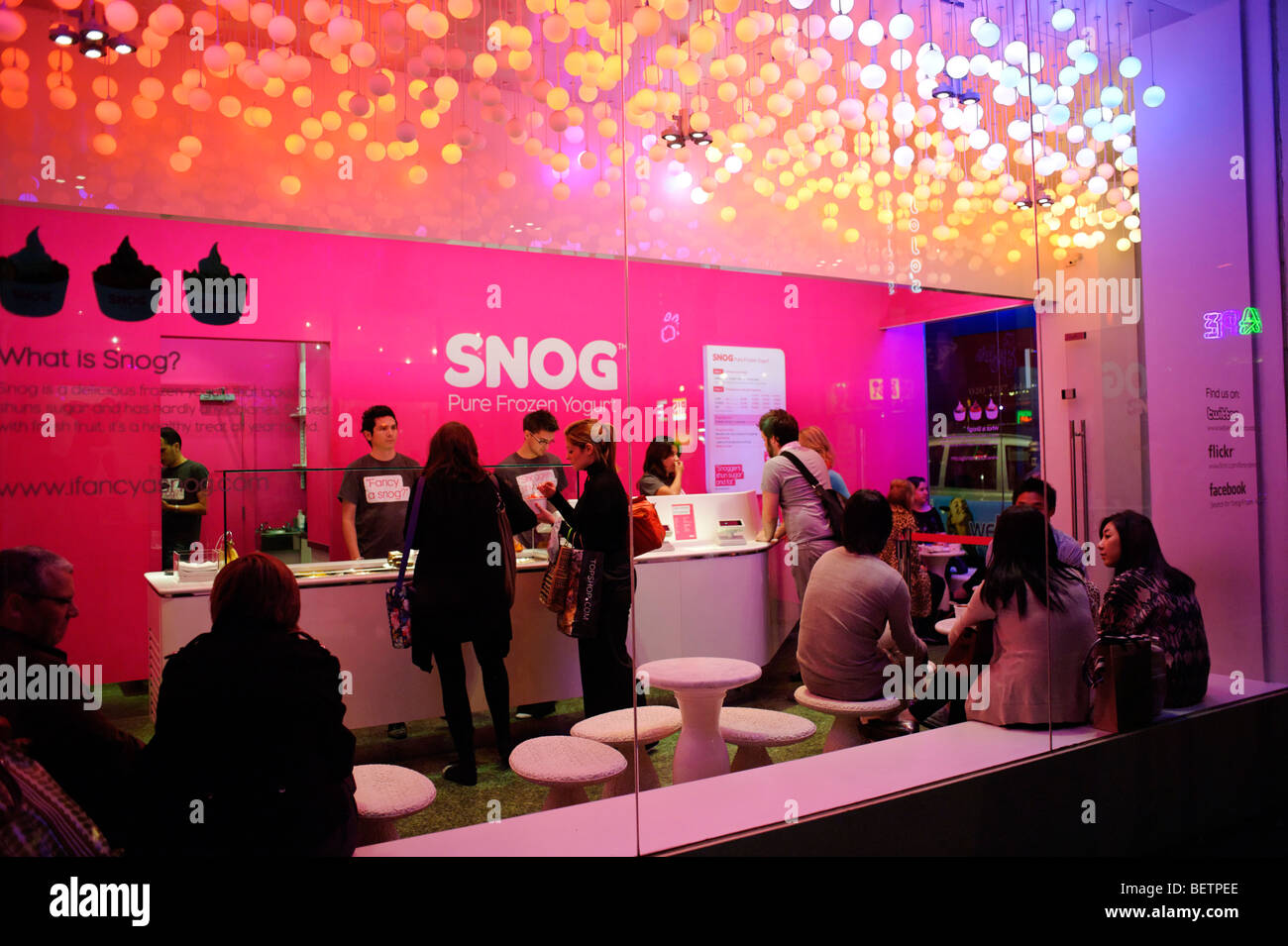 Trendy Snog frozen yogurt cafe. Soho. London. Britain. UK Stock Photo