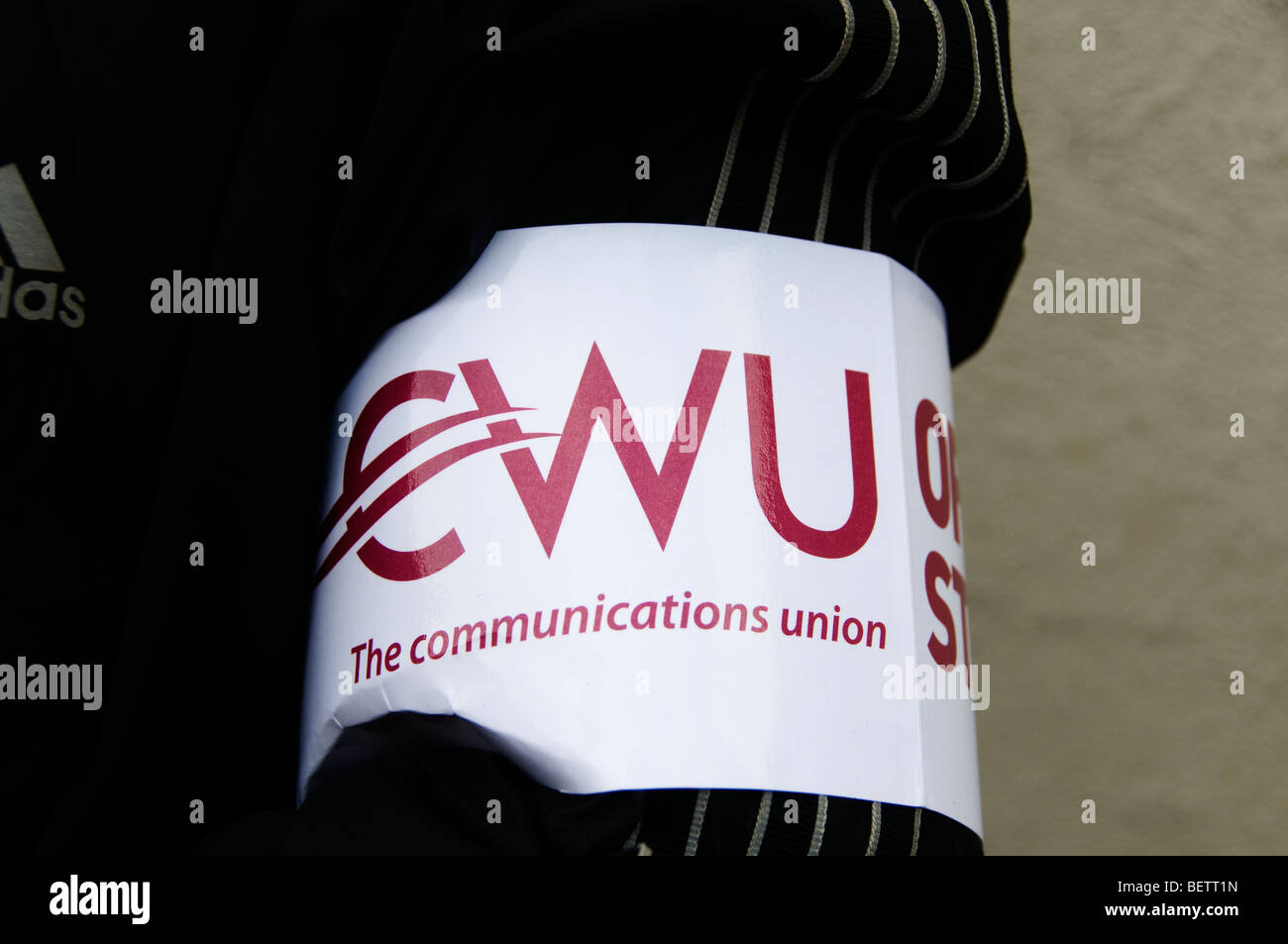 London October 22nd 2009 Post office workers, members of the Communications Union (CWU) strike at Mount Pleasant sorting office. Stock Photo
