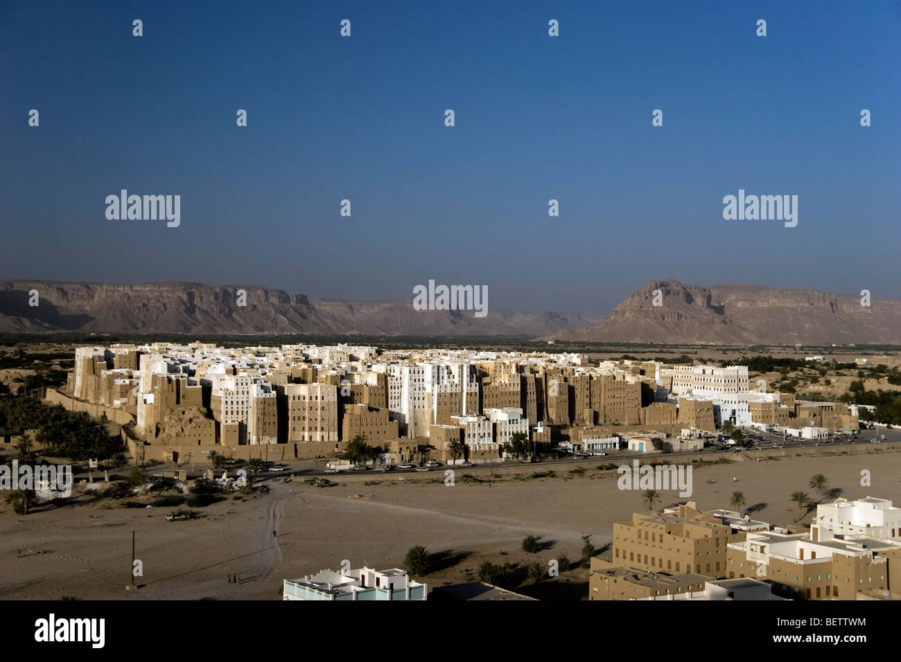 The tower houses of yemen hires stock photography and images Alamy