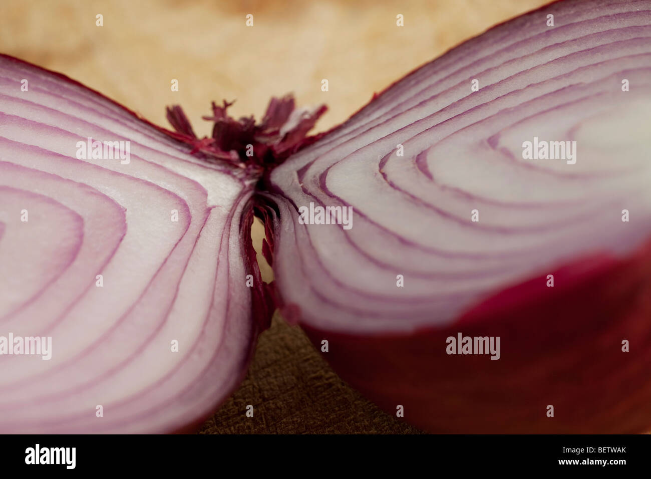 Two spanish onion red hi-res stock photography and images - Alamy