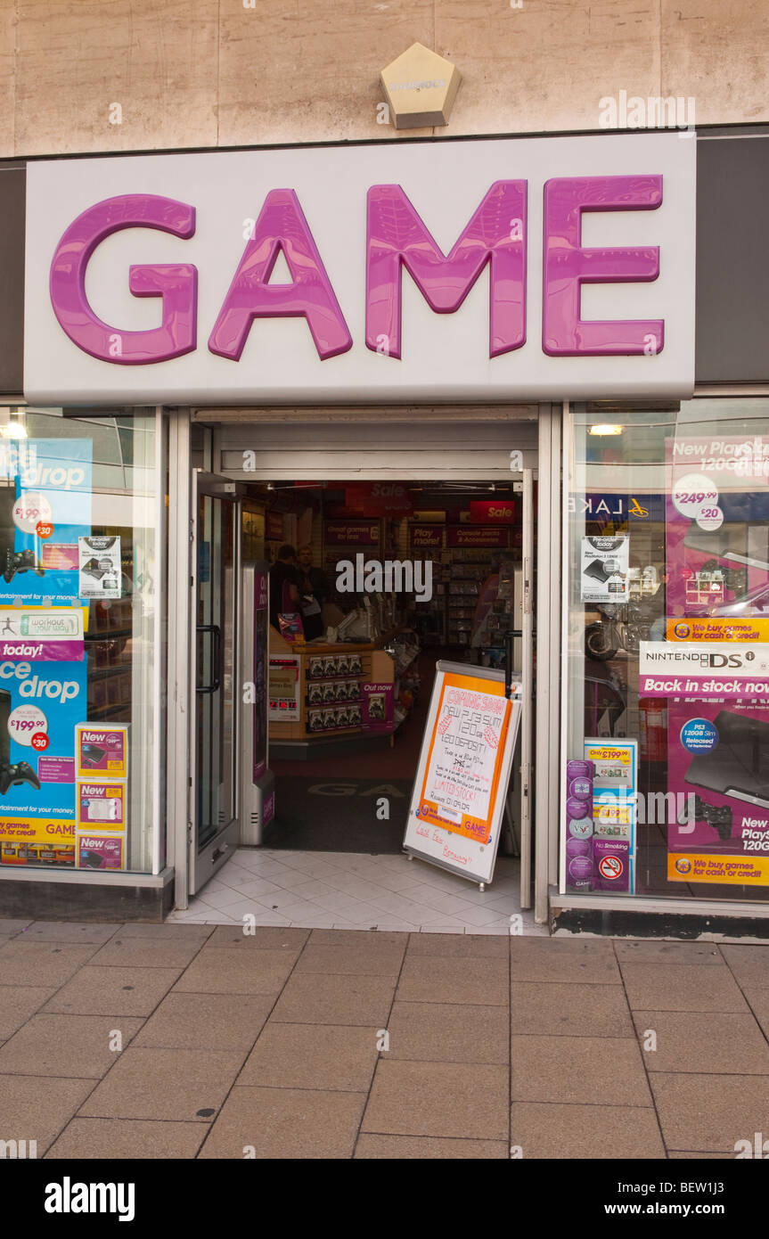 Game Shop High Resolution Stock Photography And Images Alamy Game Shop High Resolution Stock Photography And Images Alamy