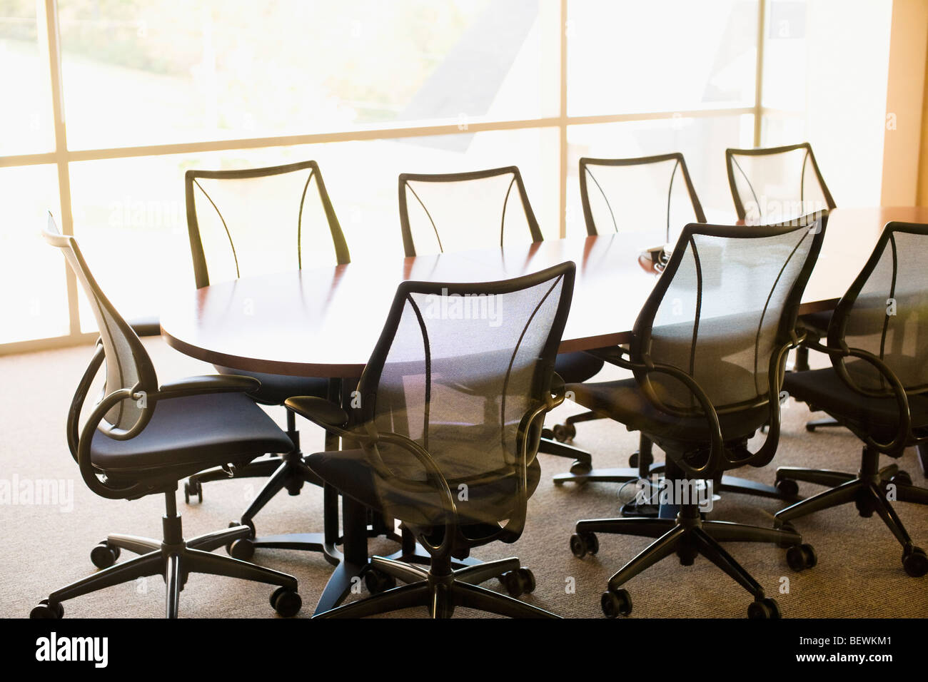 Empty conference table hi-res stock photography and images - Alamy
