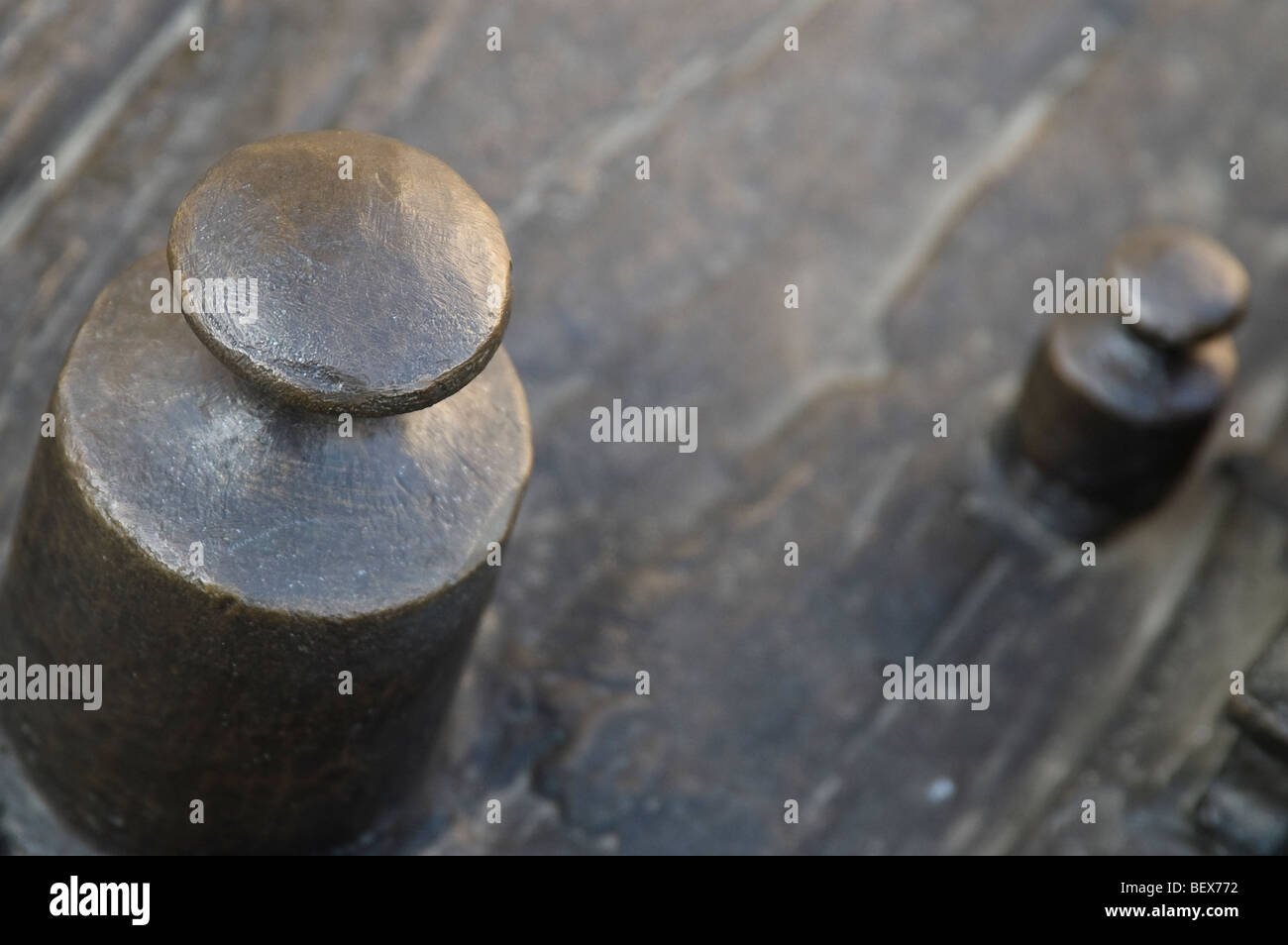 Bronze weight hires stock photography and images Alamy