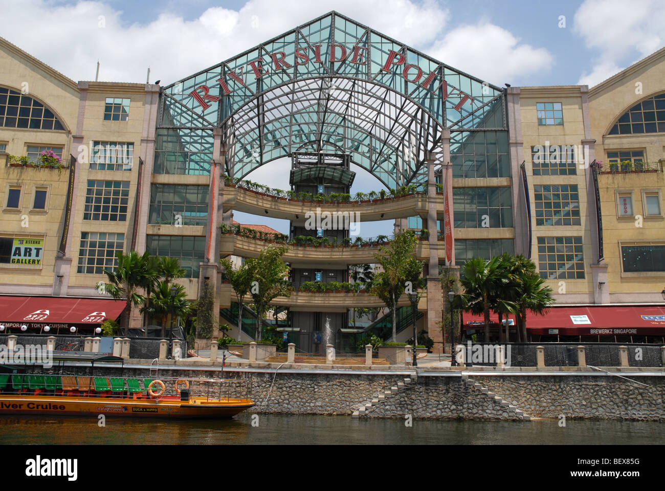 Riverside Point, Clarke Quay, Singapore Stock Photo - Alamy
