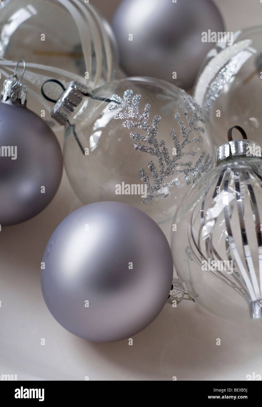 Silver christmas tree hi-res stock photography and images - Alamy