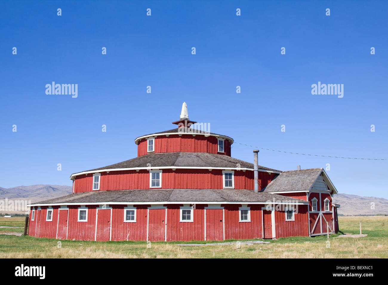 Round Barn Twin Bridges Montana Stock Photo Alamy