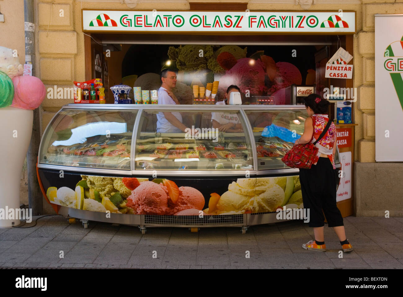 ice cream stand Stock Photo - Alamy