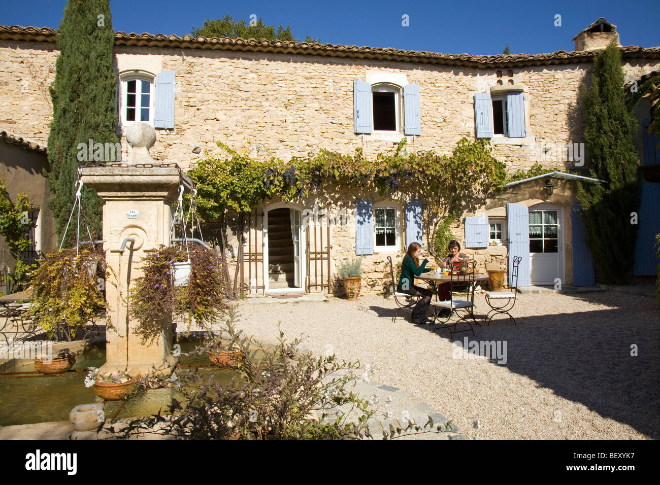 Pretty French house and garden near to Gordes in Provence. France Stock Photo