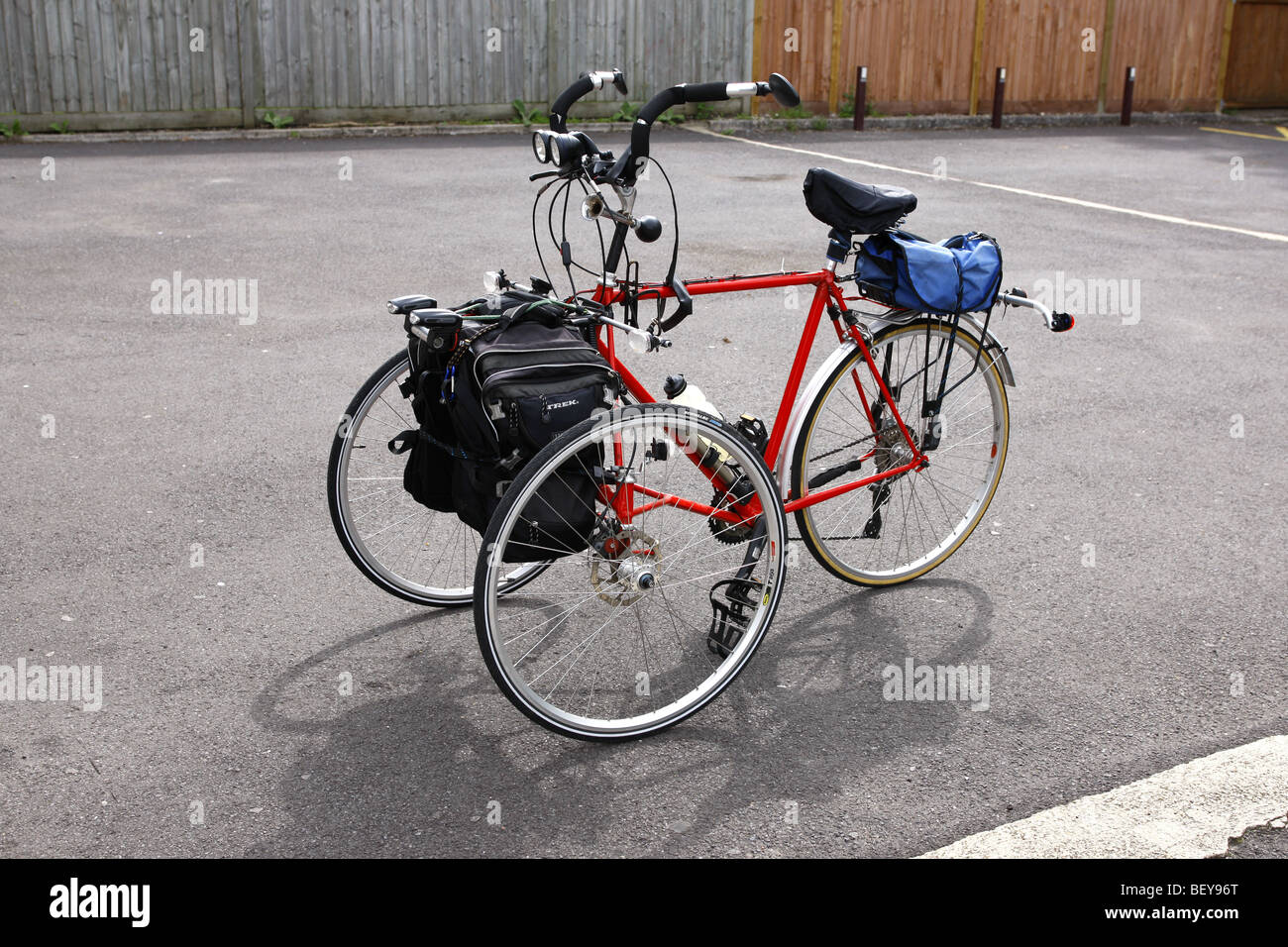 A Three wheeled Tricycle with the two wheels at the front instead of at the  back Stock Photo - Alamy