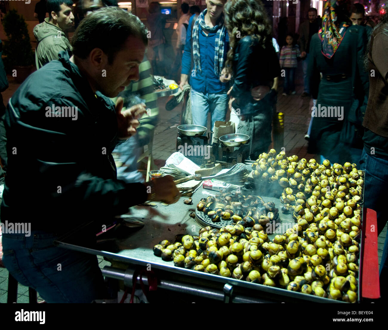 Istanbul Istiklal Caddesi Beyoglu chestnut chestnuts Stock Photo