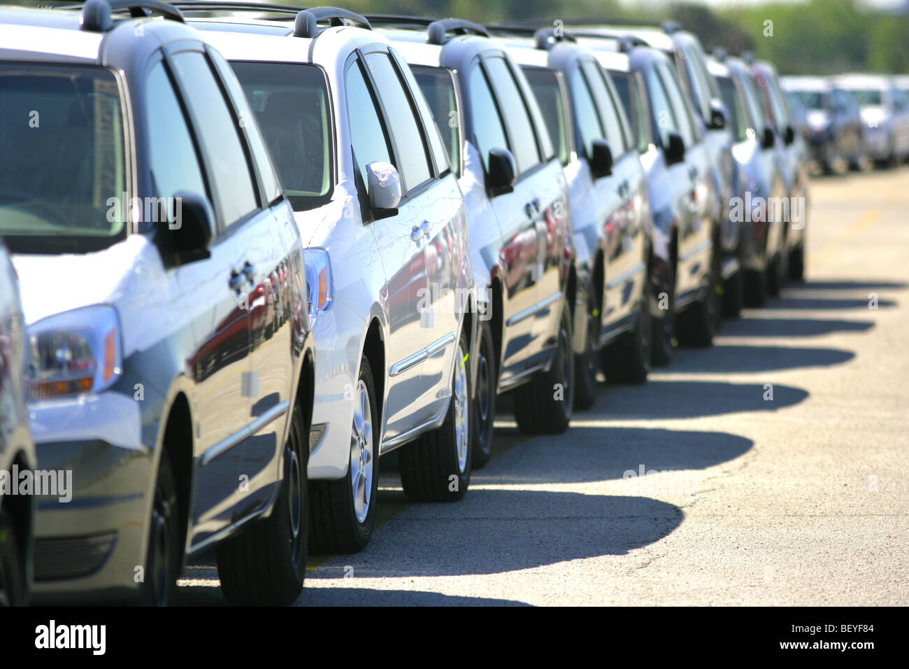 Car carriers hi-res stock photography and images - Alamy