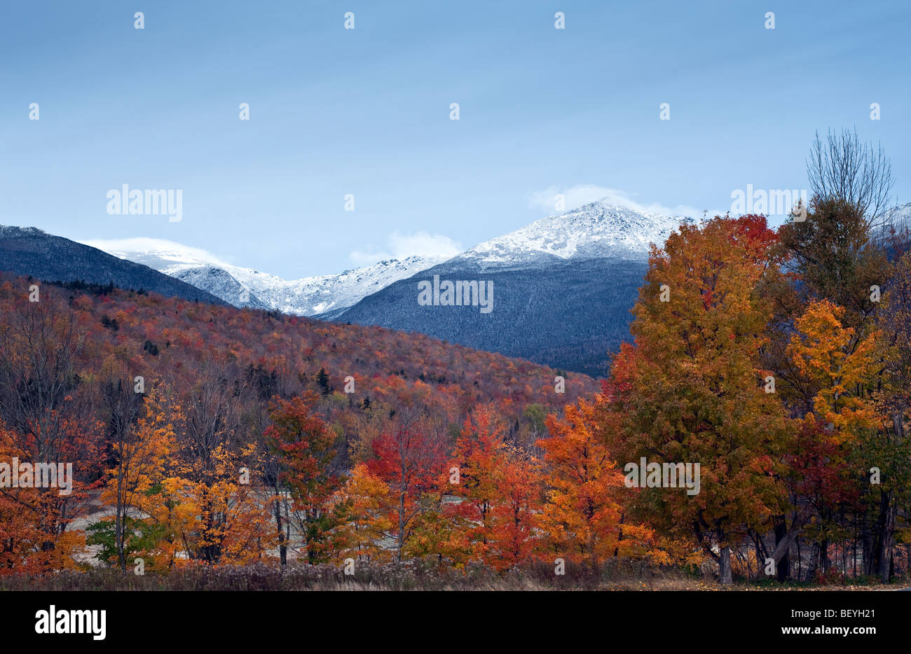 Autumn in the white mountains of New Hampshire with Mount Washington in the background Stock Photo