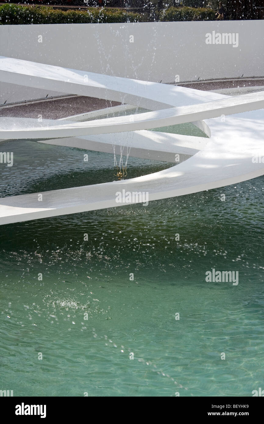 Penguin Pool London Zoo Stock Photo - Alamy