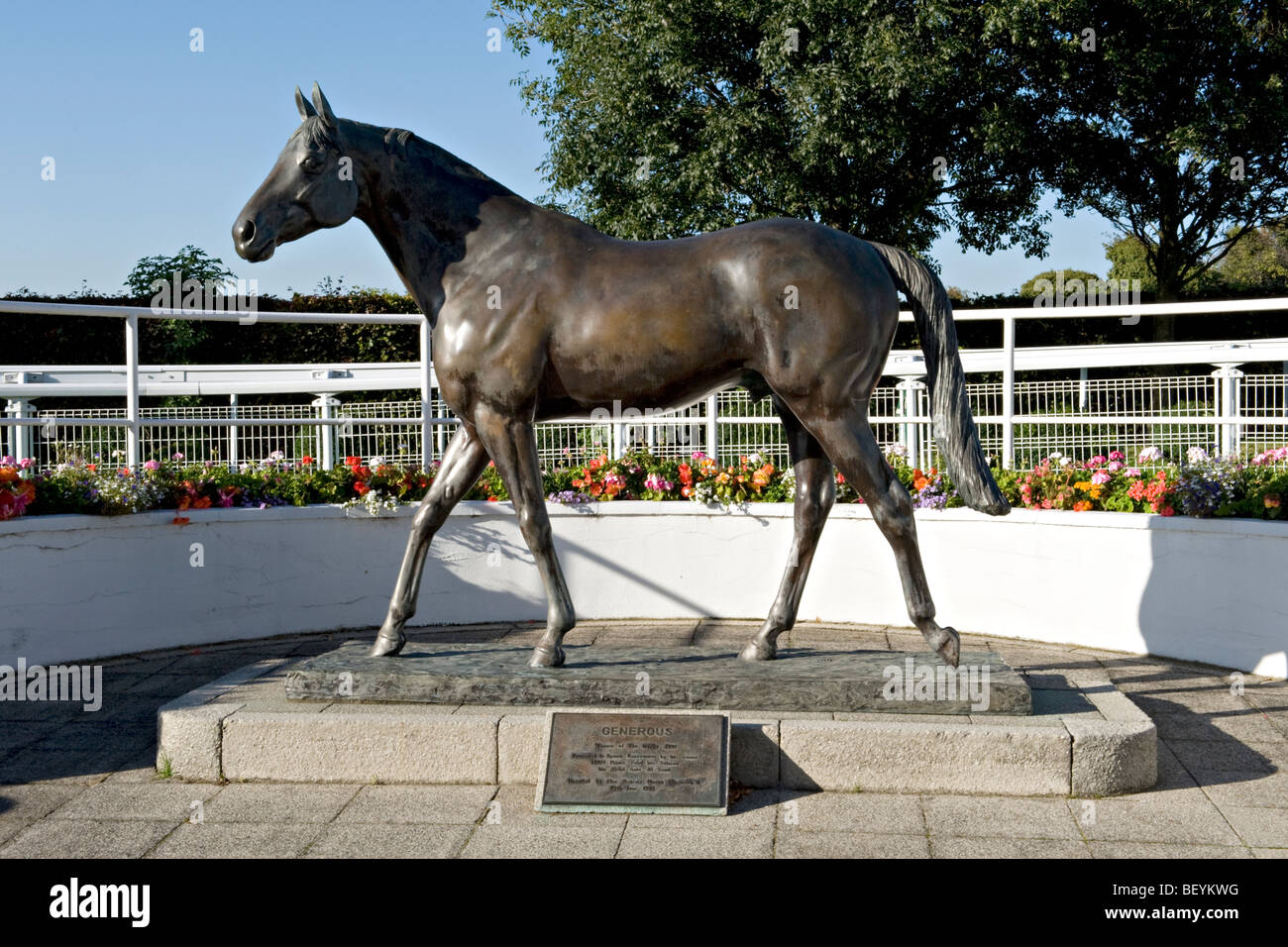 A bronze statue of the 1971 Derby winner 'Generous' outside the stands
