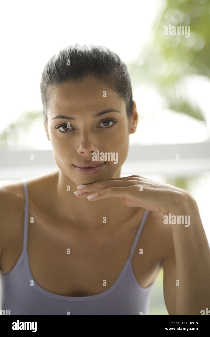 Black woman thinking glass hi-res stock photography and images - Alamy