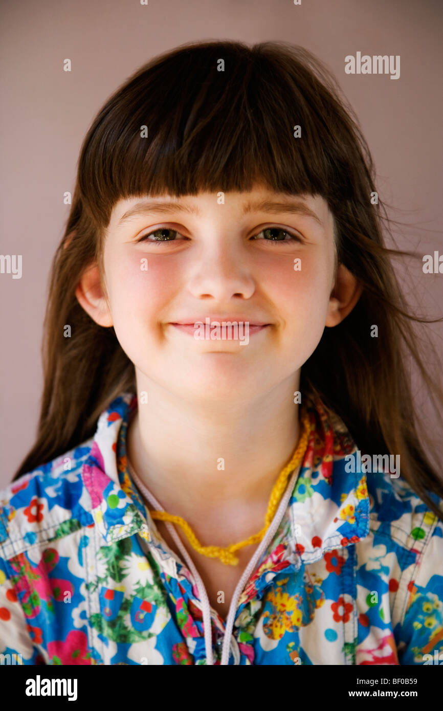 Smiling girl portrait in studio hi-res stock photography and images - Alamy