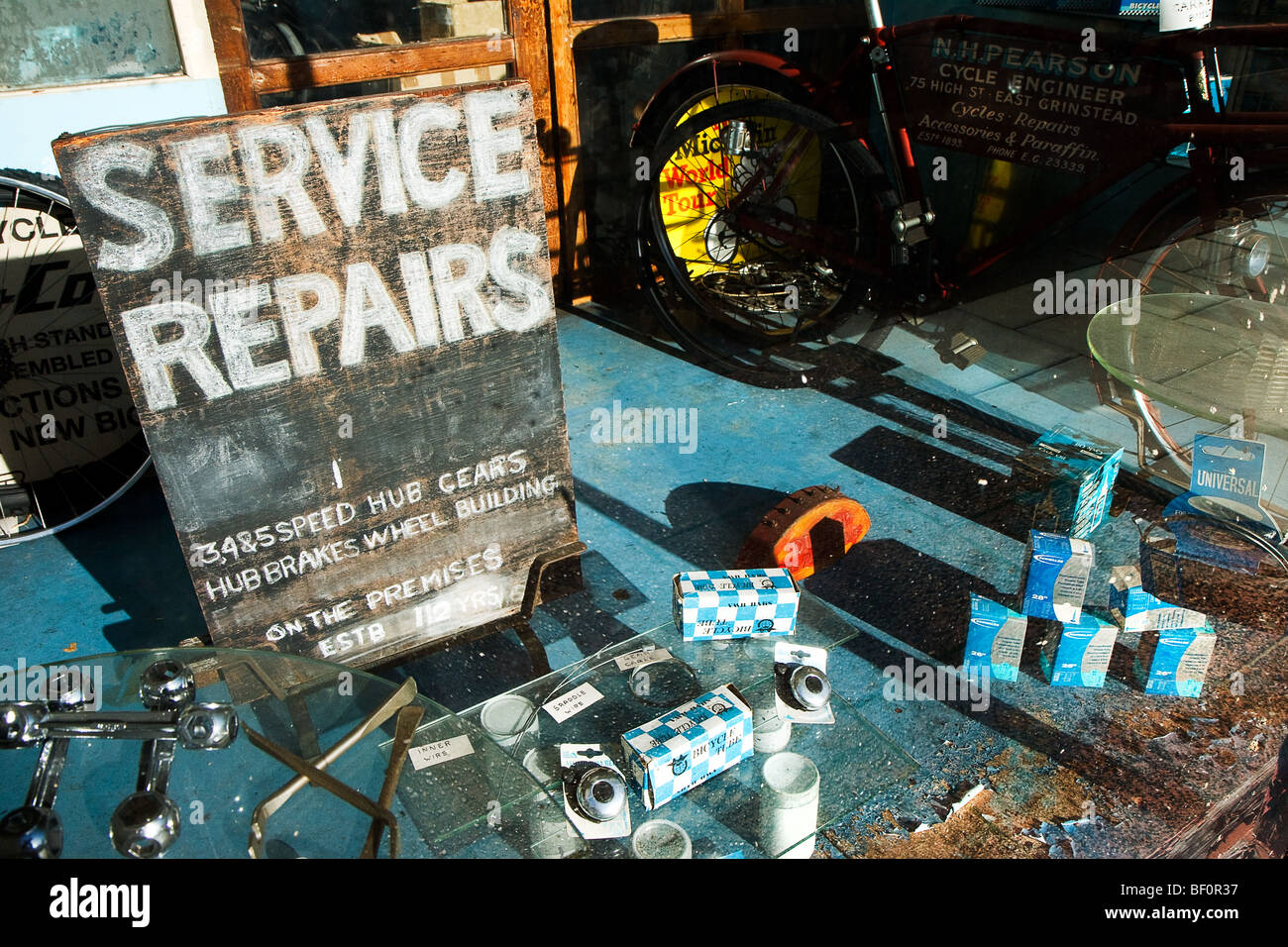 East grinstead cycle hires stock photography and images Alamy