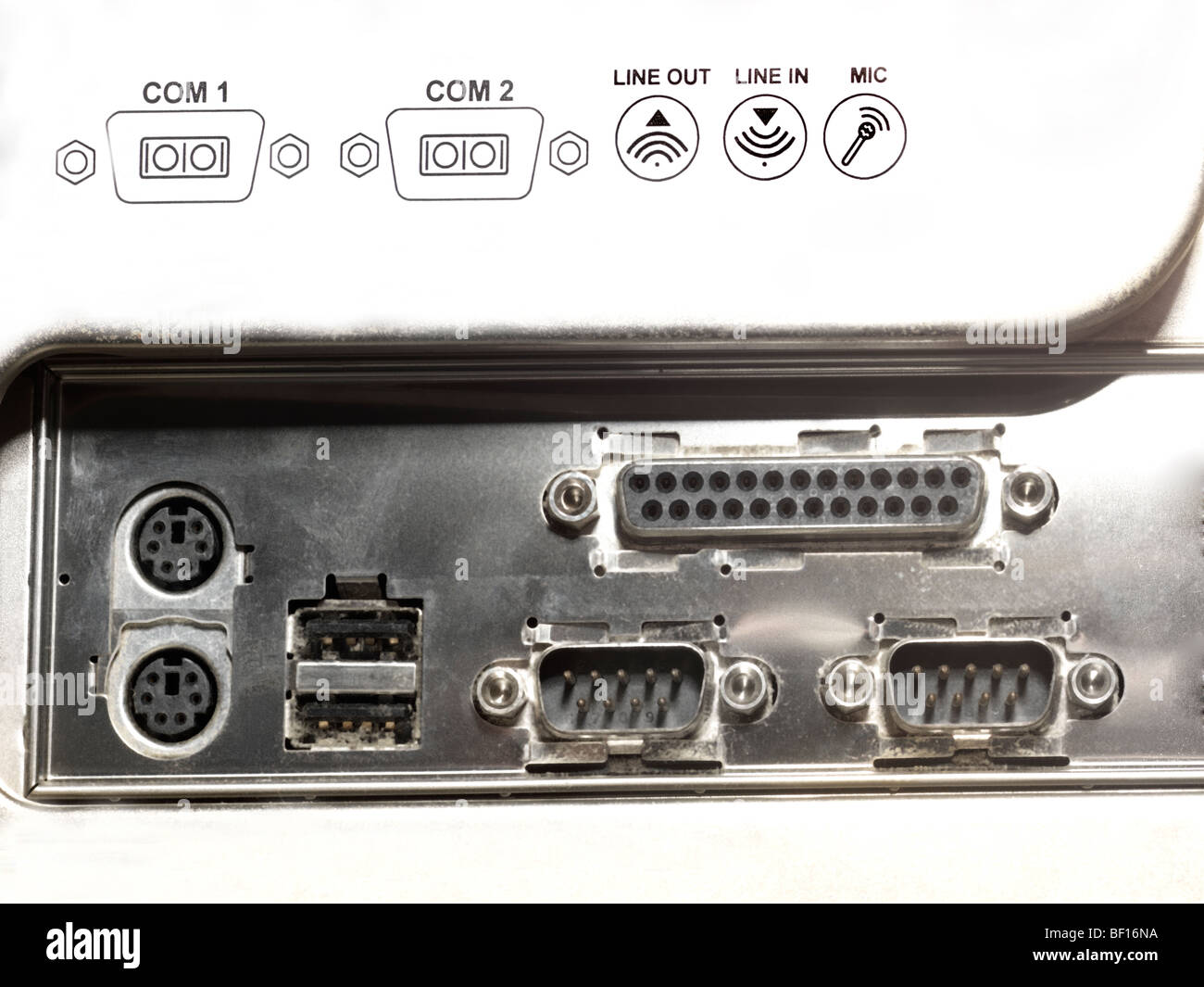 Serial and parallel port hi-res stock photography and images - Alamy