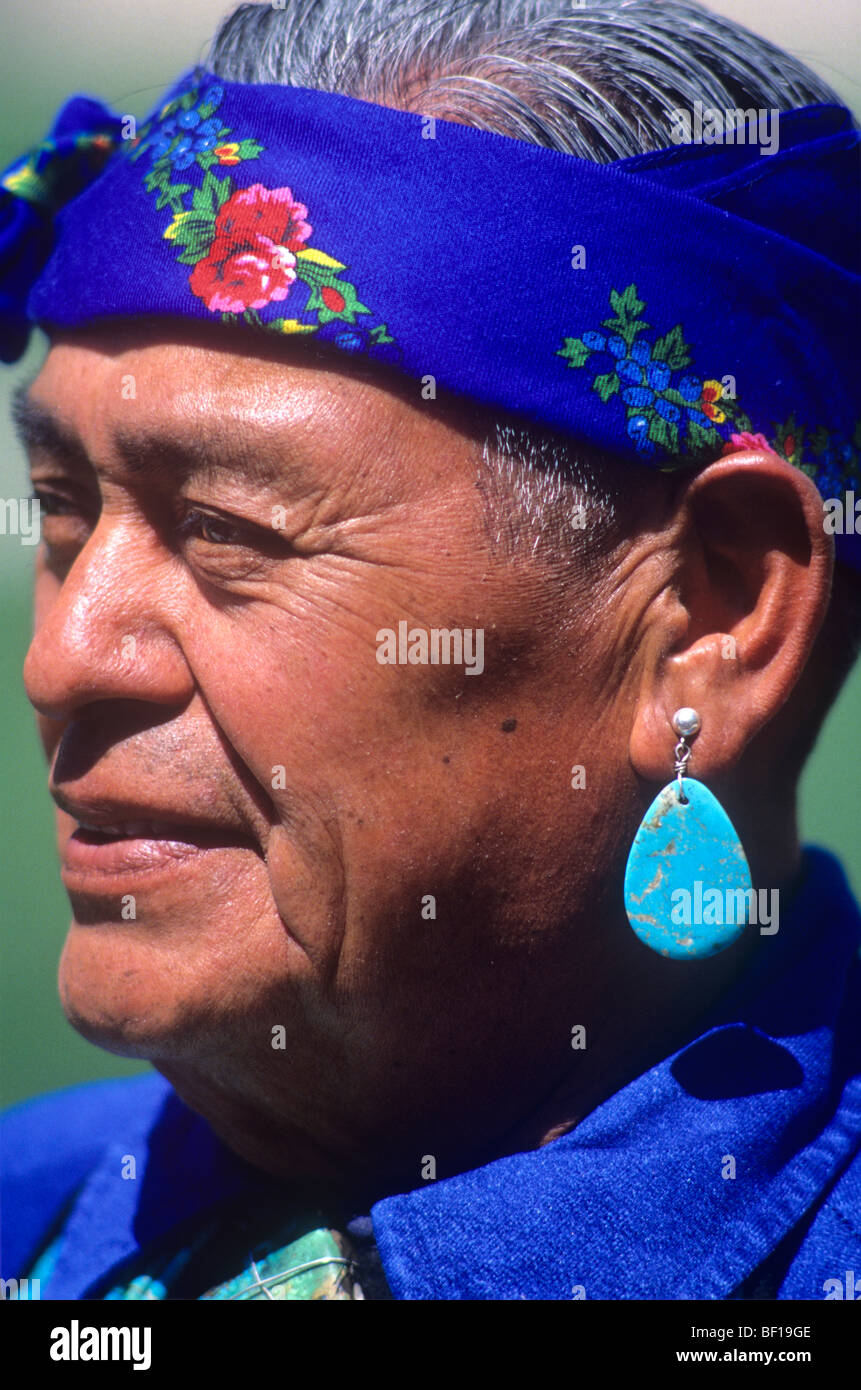 Zuni jewelry maker Chester Mahooty at the Pueblo Cultural Center