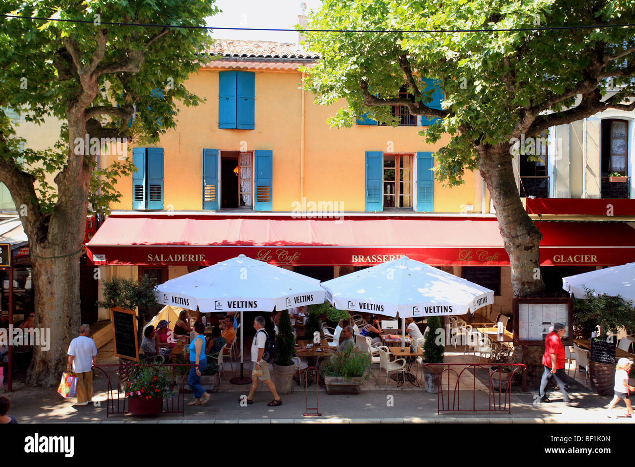 Open air market in the Provence village of Riez Stock Photo