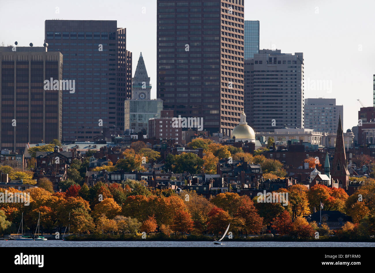 vista aérea panorâmica do distrito financeiro de boston, centro histórico, beacon  hill e charles river 6923973 Foto de stock no Vecteezy