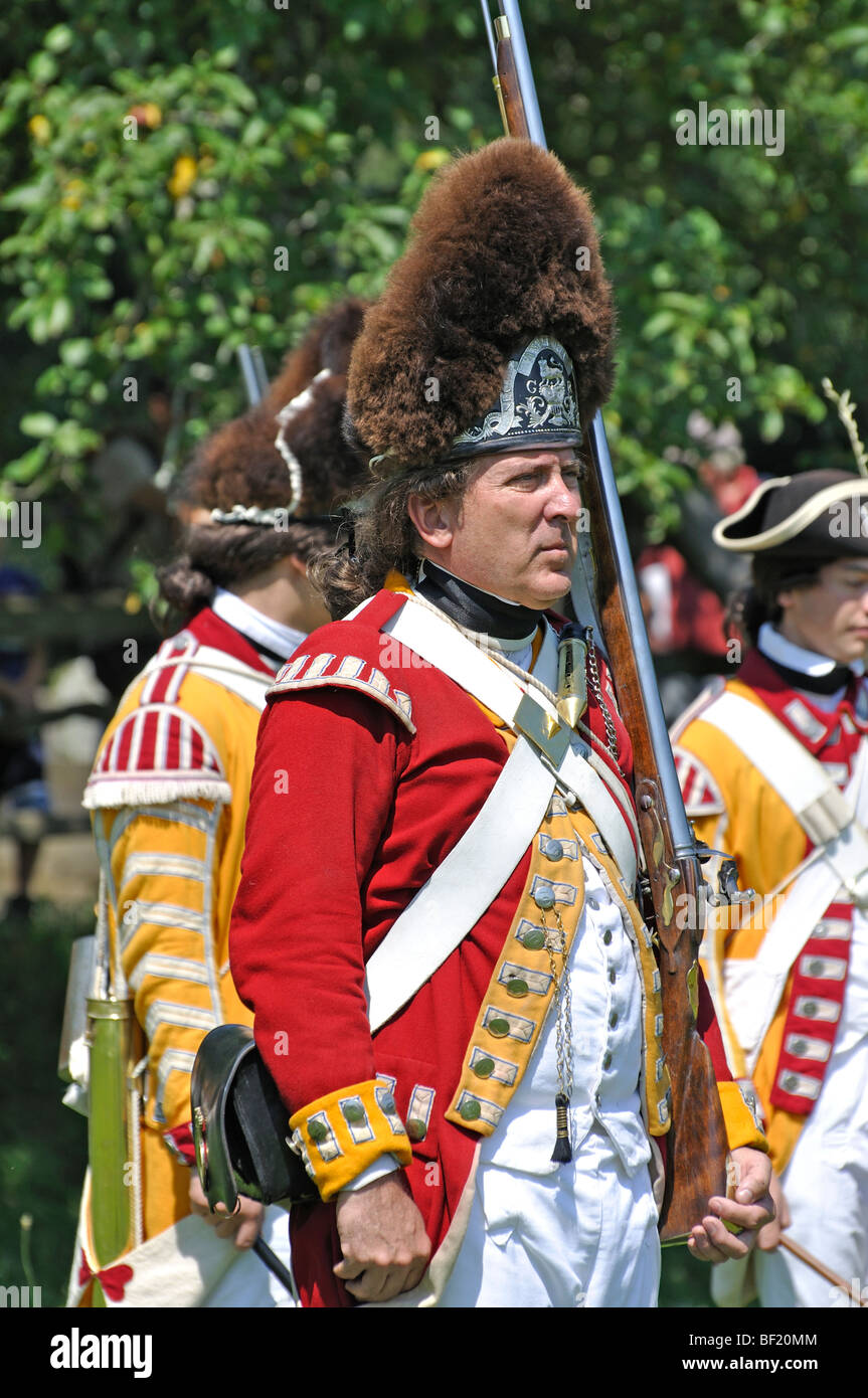 British Redcoat - costumed American Revolutionary War (1770's) era  re-enactment Stock Photo - Alamy