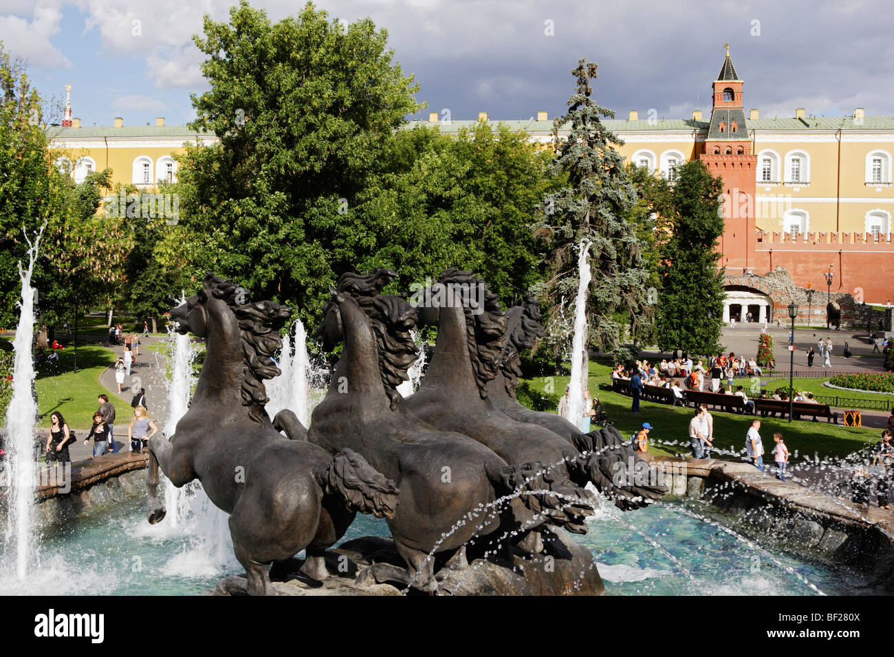 Fountain on Manege square, Alexander Garden and the fortification wall of the Kremlin, Moscow, Russia Stock Photo