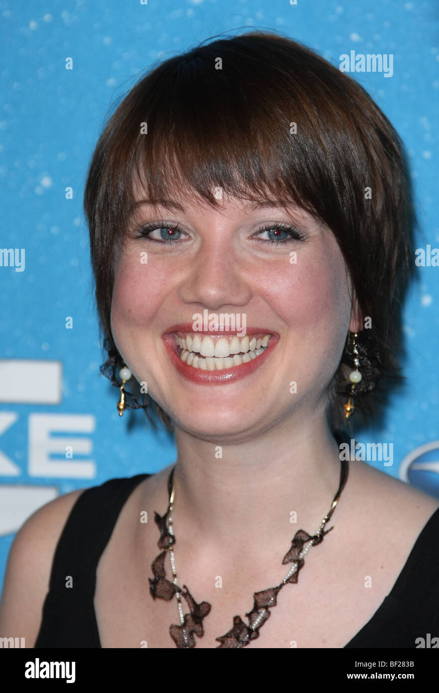 Nicki Clyne Wallpaper