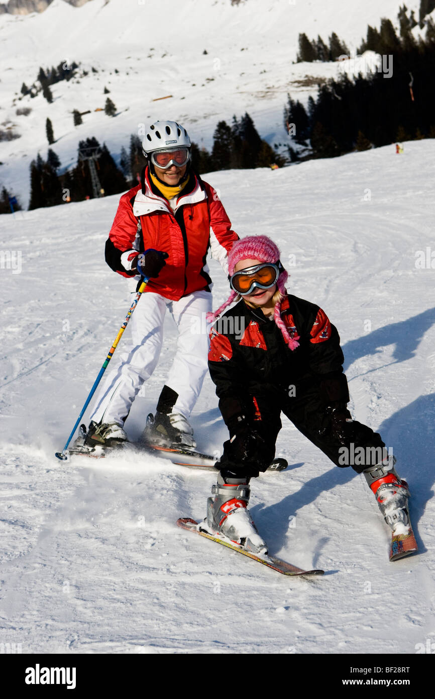 A little girl and her grandmother skiing at Flims, Graubuenden, Switzerland  Stock Photo - Alamy
