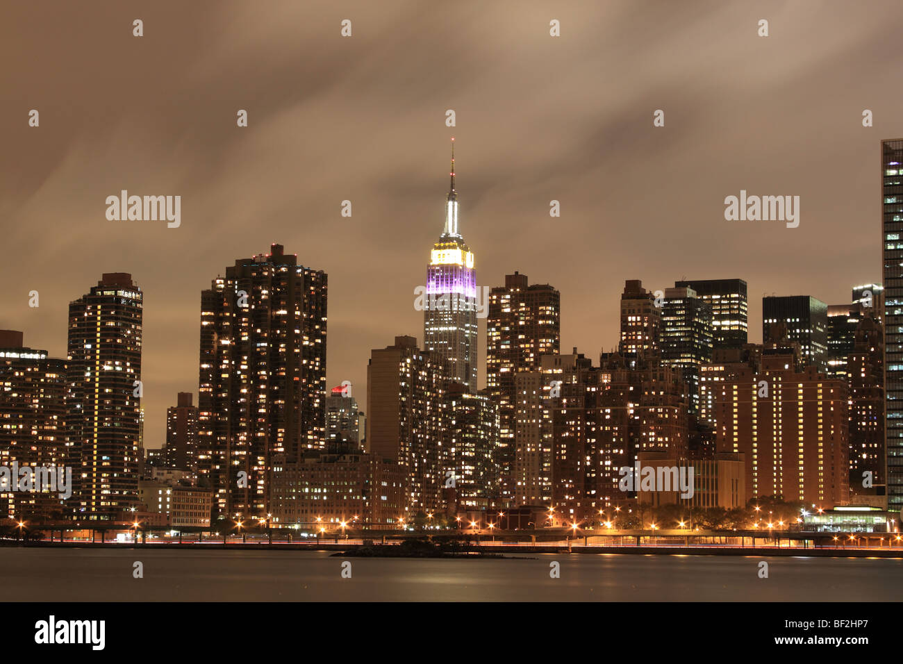 Midtown Manhattan skyline at Night, New York City Stock Photo - Alamy