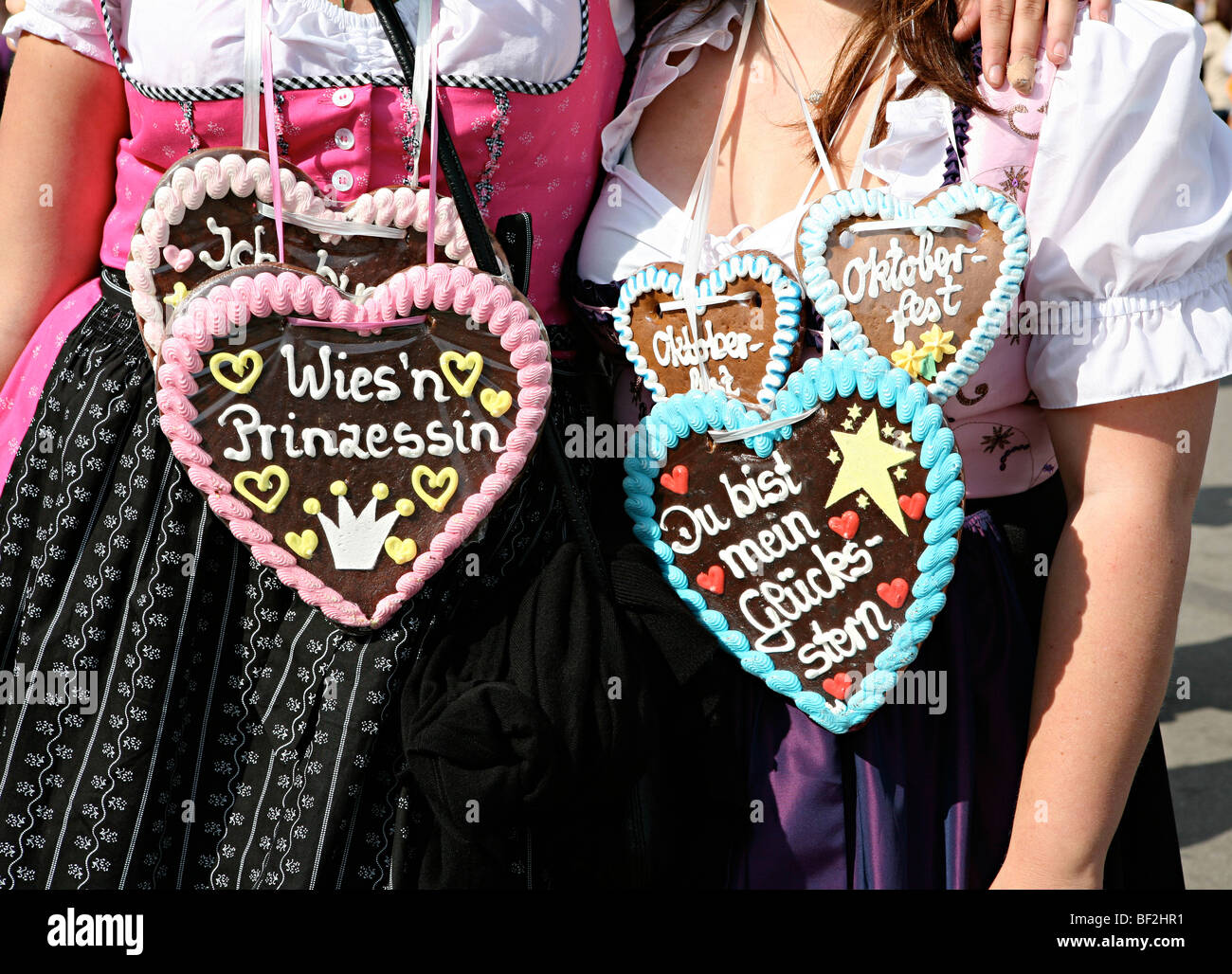 Gingerbread Hearts at Oktoberfest in Munich, Bavaria, Germany Herzen beim Oktoberfest in Muenchen, Bayern, Deutschland Stock Photo