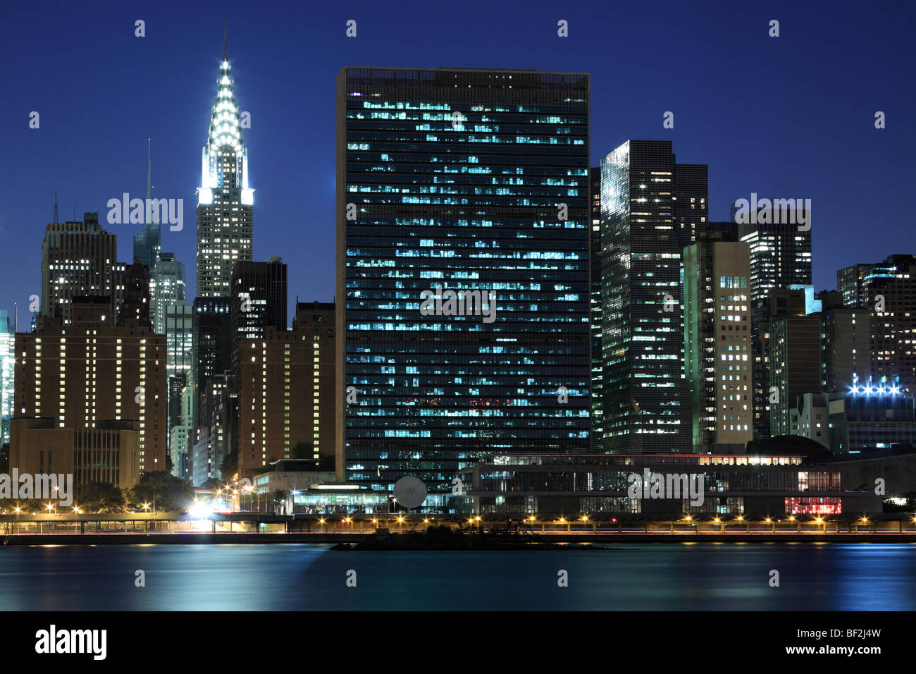 Midtown Manhattan skyline at Night, New York City Stock Photo - Alamy