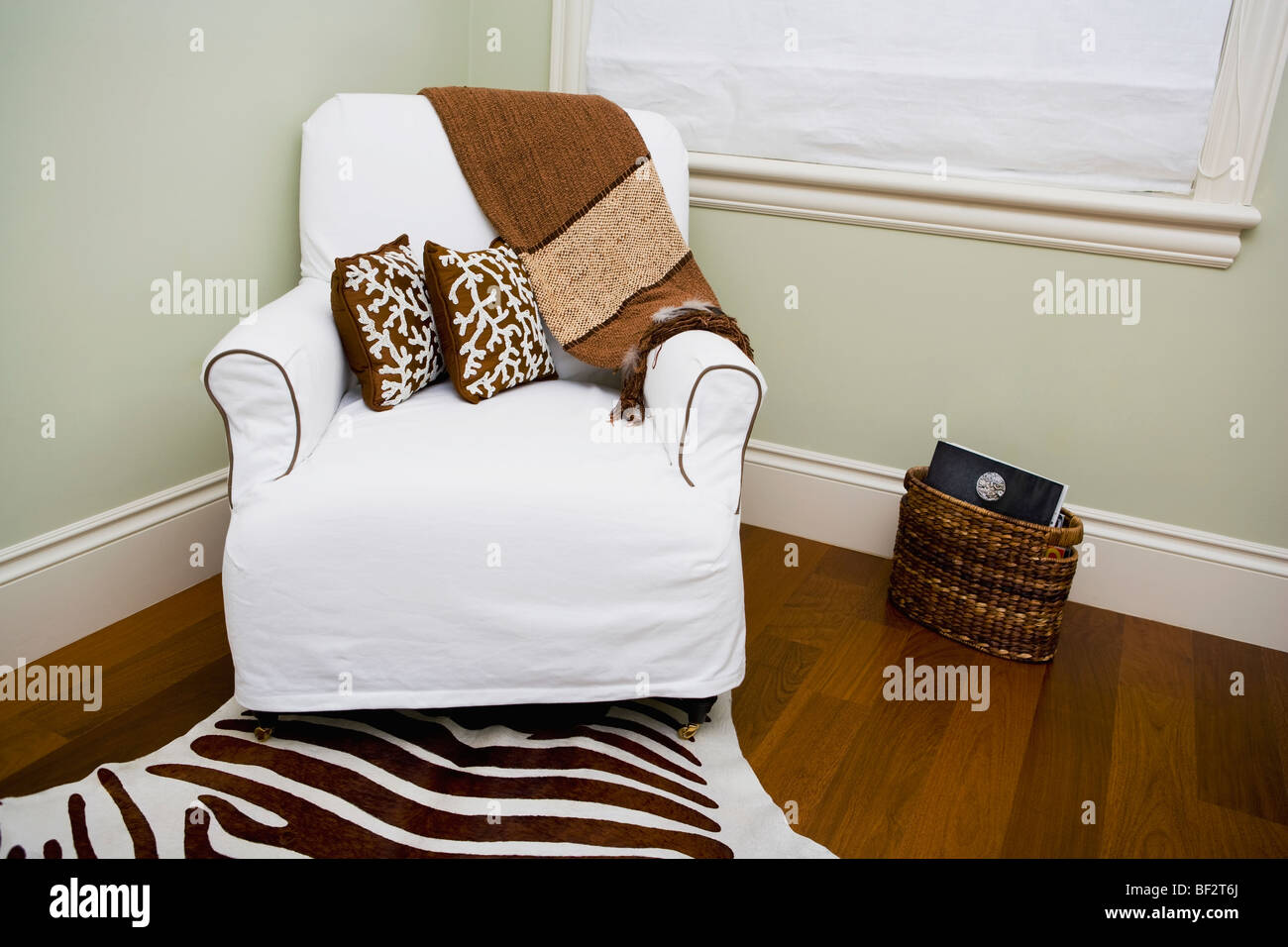 Armchair in a living room Stock Photo - Alamy