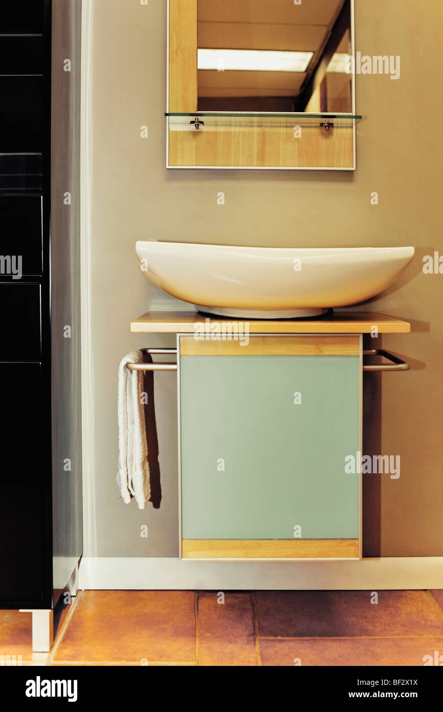 Washbasin in the bathroom Stock Photo - Alamy
