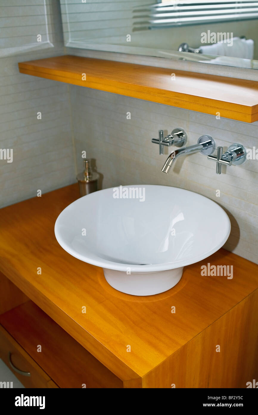 Washbasin in the bathroom Stock Photo - Alamy