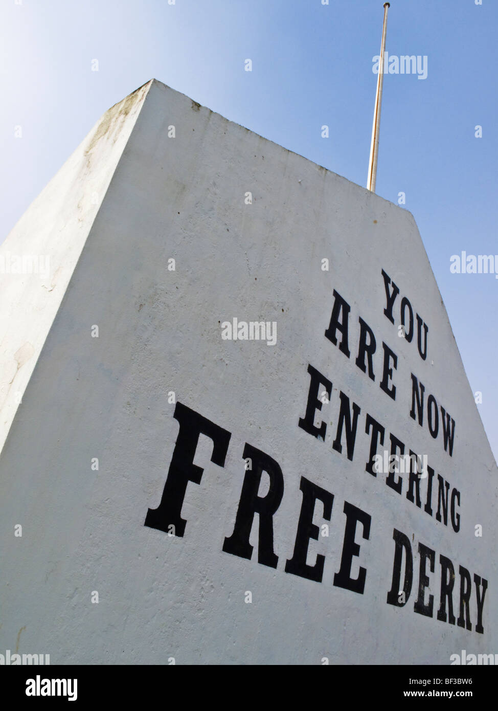 'You are now entering Free Derry', a slogan painted on the 'Free Derry Wall' near the Bogside area of Derry, Northern Ireland Stock Photo