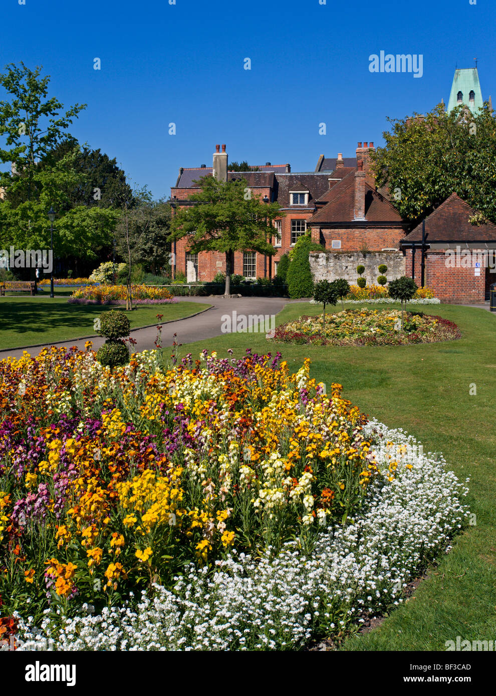 The abbey gardens winchester hires stock photography and images Alamy