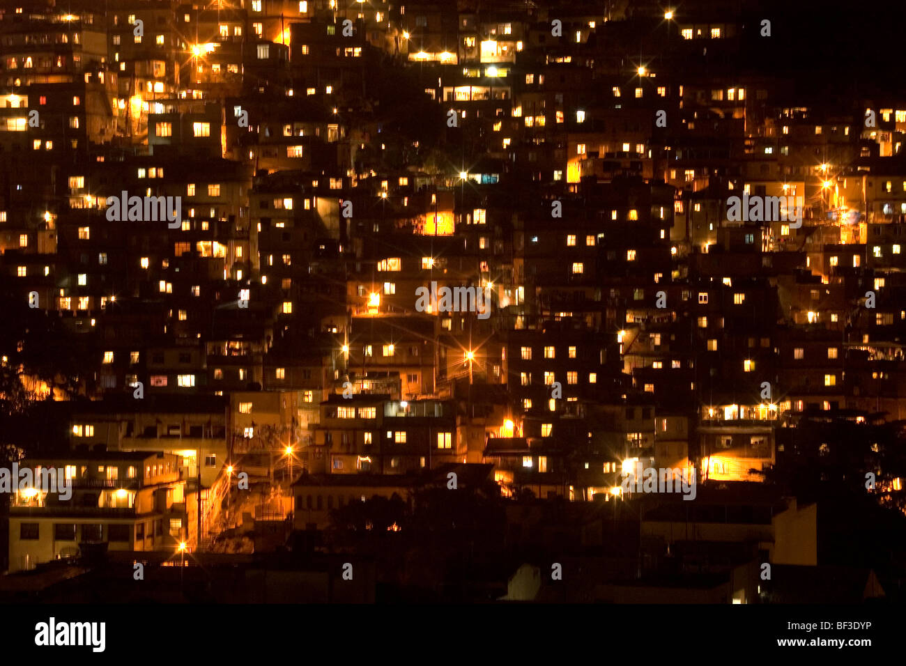 Featured image of post Background Favela Noite - Download the perfect background images.