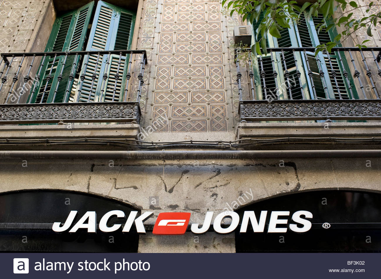 Shop Front Madrid Spain High Resolution Stock Photography and Images - Alamy