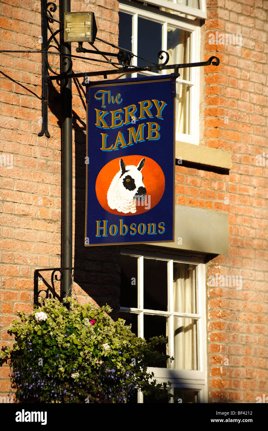 The Kerry Lamb hotel Hobsons pub in Kerry village, Powys Mid Wales UK Stock Photo