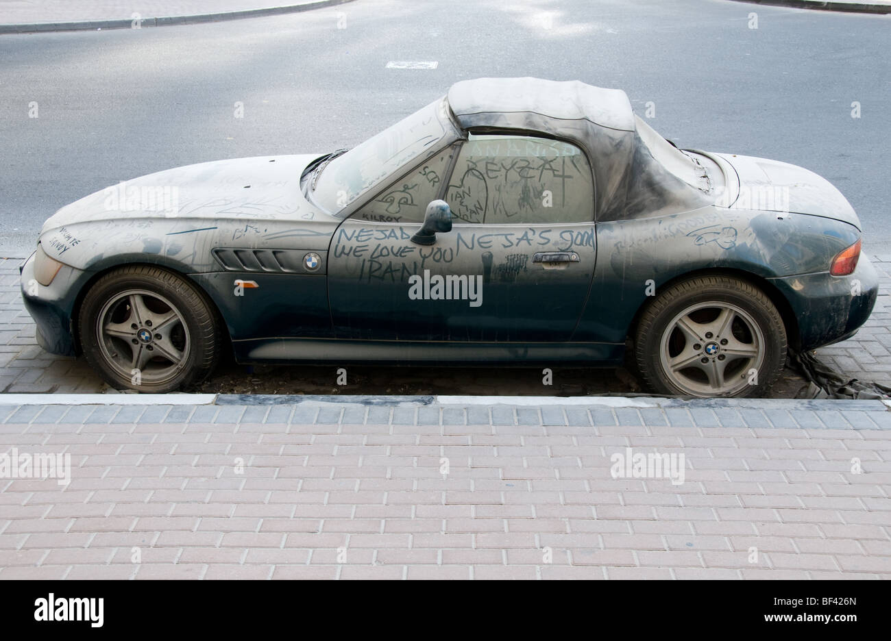 abandoned cars in dubai