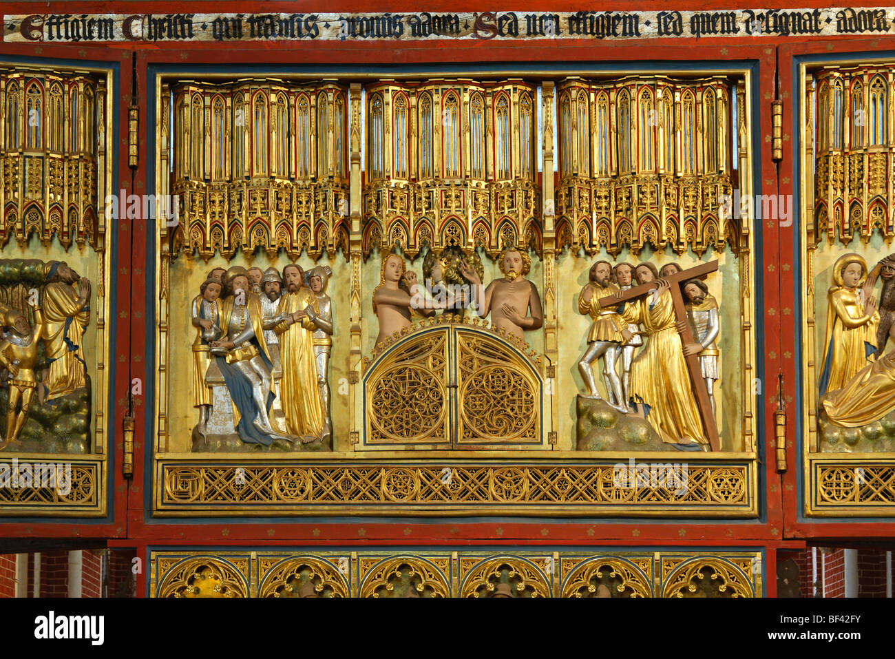 Churches altars biblical abbey hi-res stock photography and images - Alamy