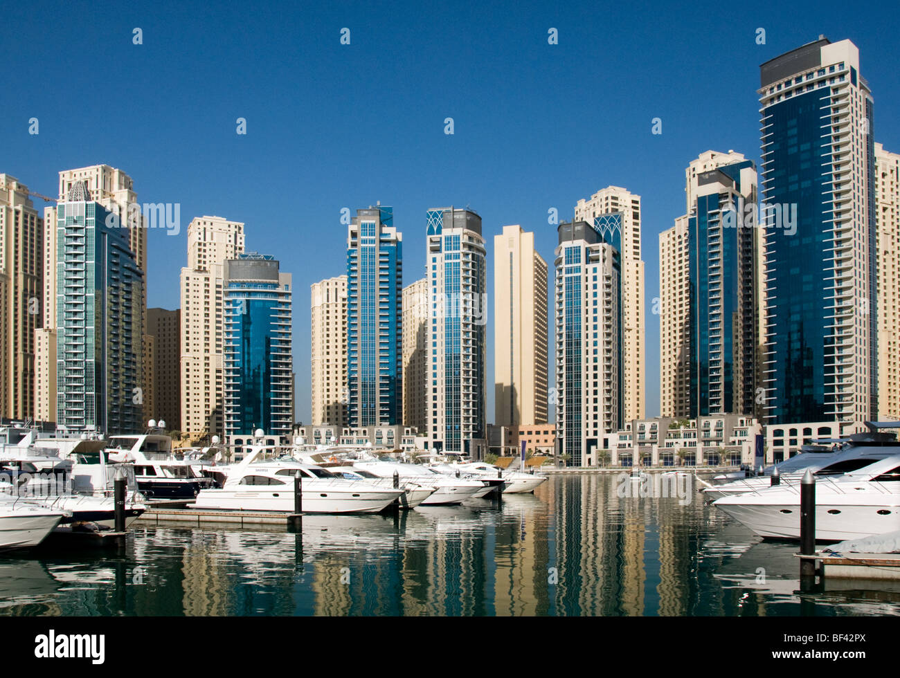 Water high rise hi-res stock photography and images - Alamy